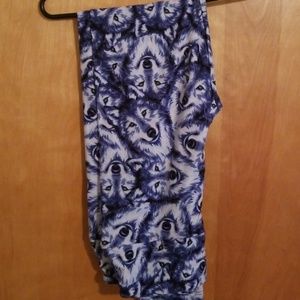 LuLaRoe blue wolf leggings